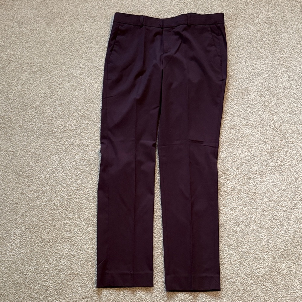 Banana Republic Women's Cropped Pants in Deep Burgundy